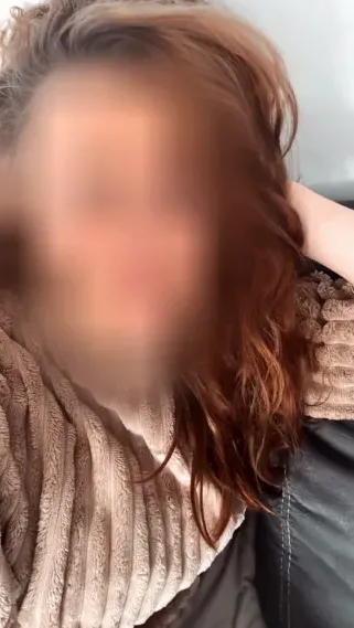 Carla, 37
