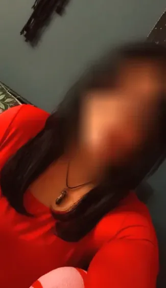 Denise, 30