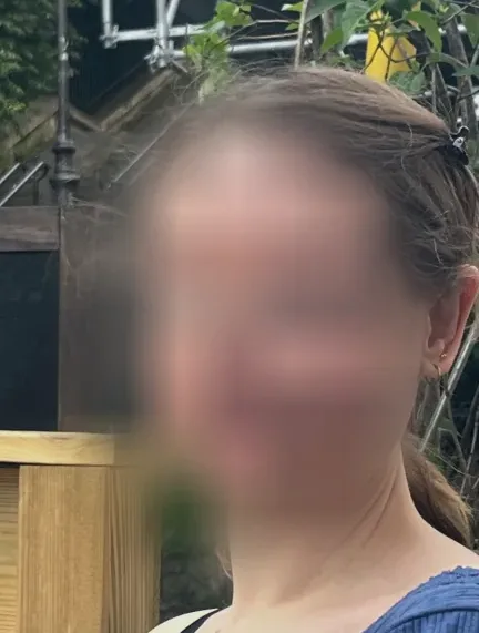 Emma, 34