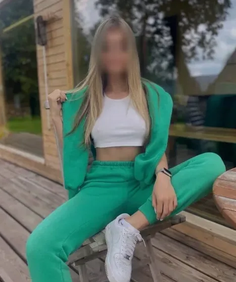Hannah, 31
