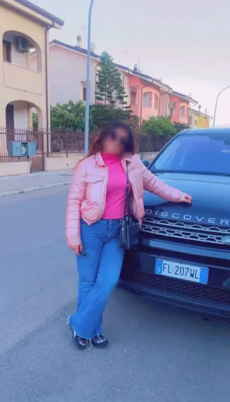 Jacqueline, 36