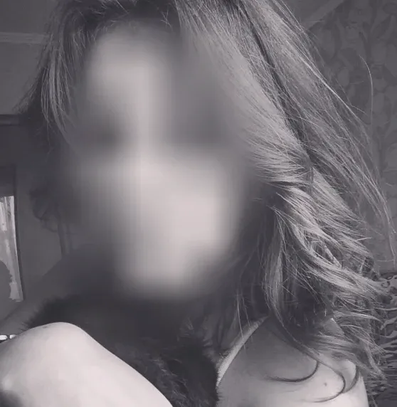 Katrin, 28