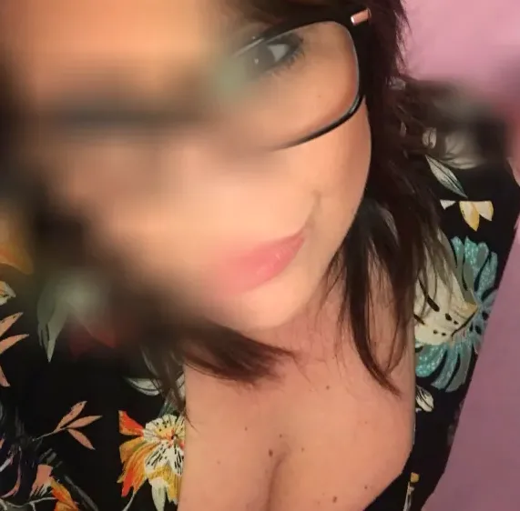 Lisa, 40
