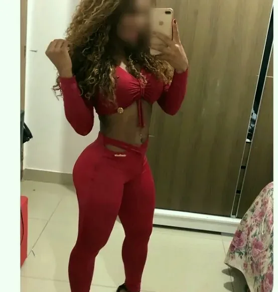 Luisa, 31