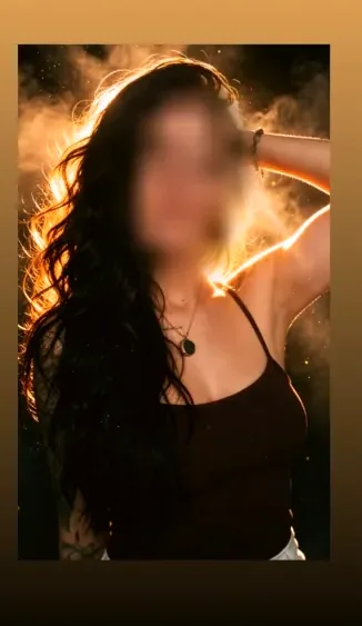 Nadja, 37
