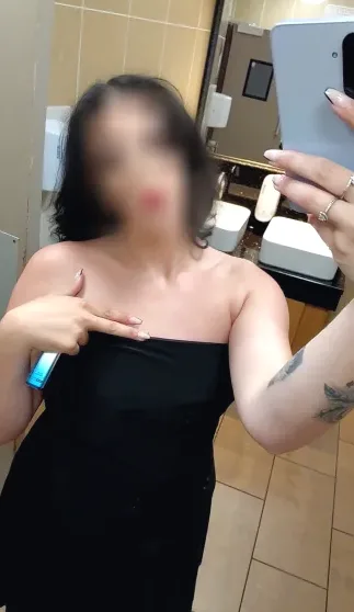 Pauline, 27